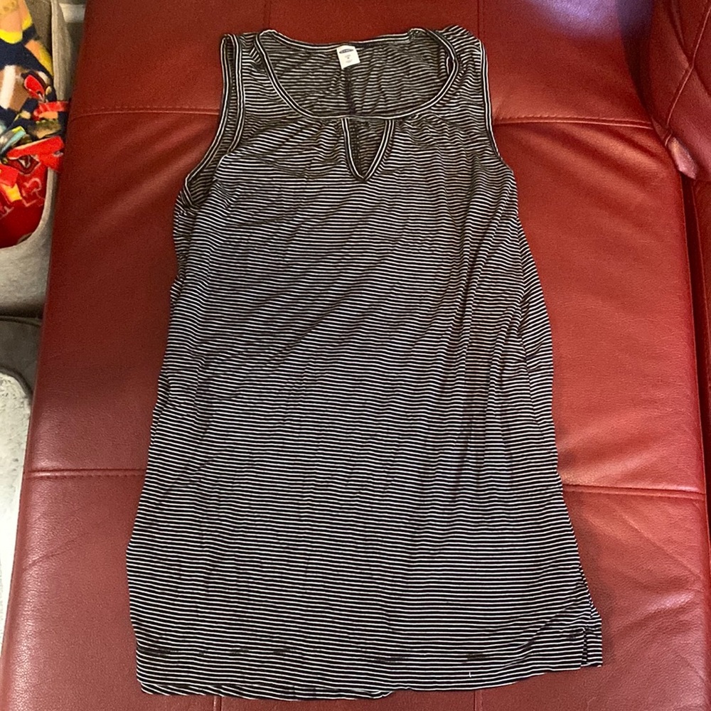 Old navy striped tank top